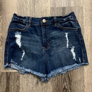 Almost Famous distressed shorts. Size 9 EUC